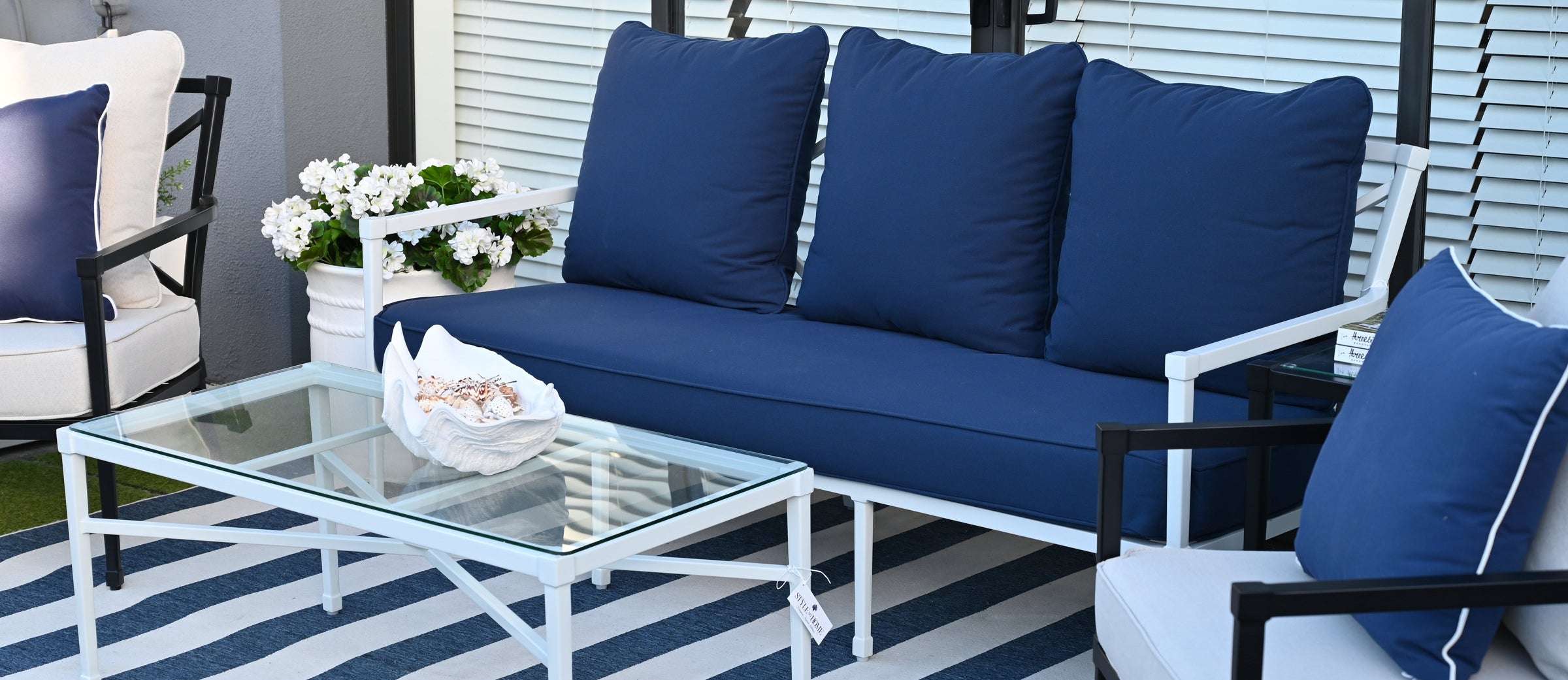 Full Outdoor Furniture