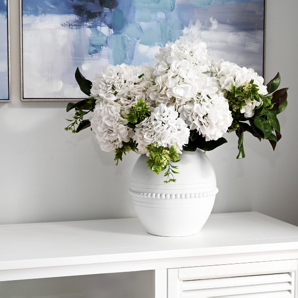Manor Polyresin Vase