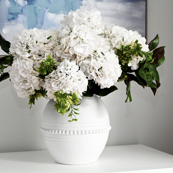 Manor Polyresin Vase