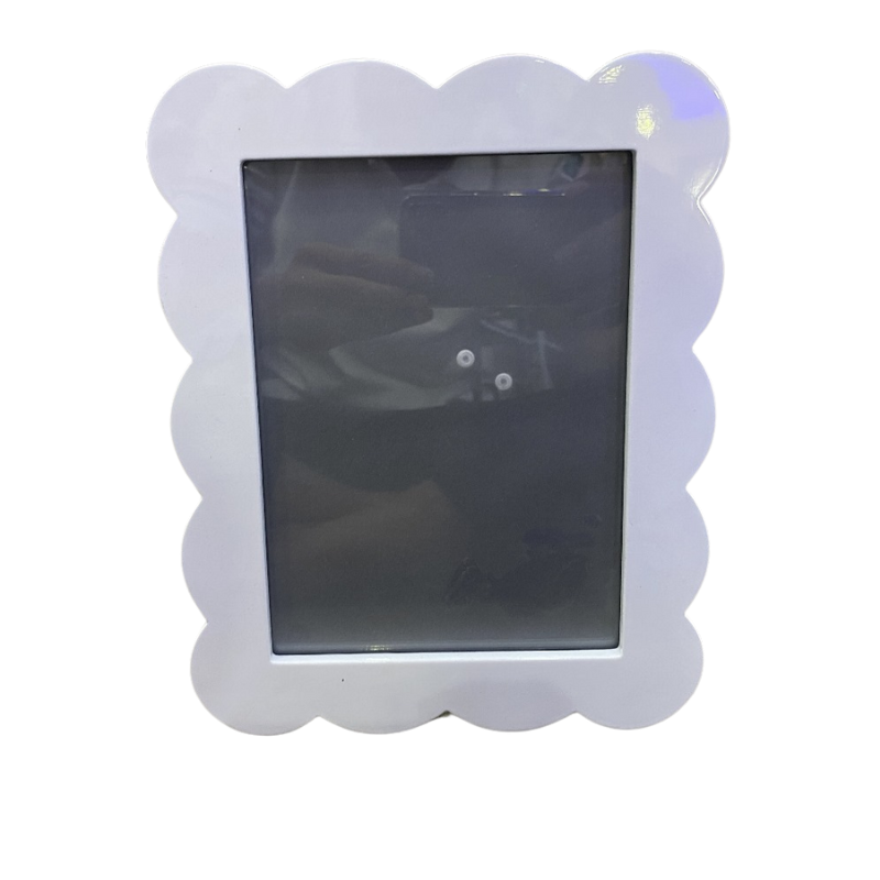 Scallop White Photo Frame- 2 sizes available