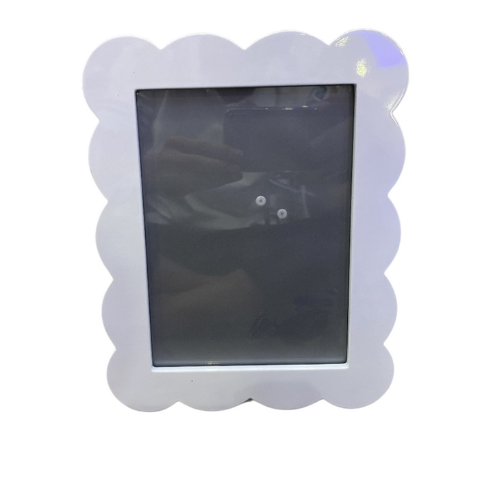 Scallop White Photo Frame- 2 sizes available