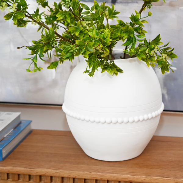 Manor Polyresin Vase