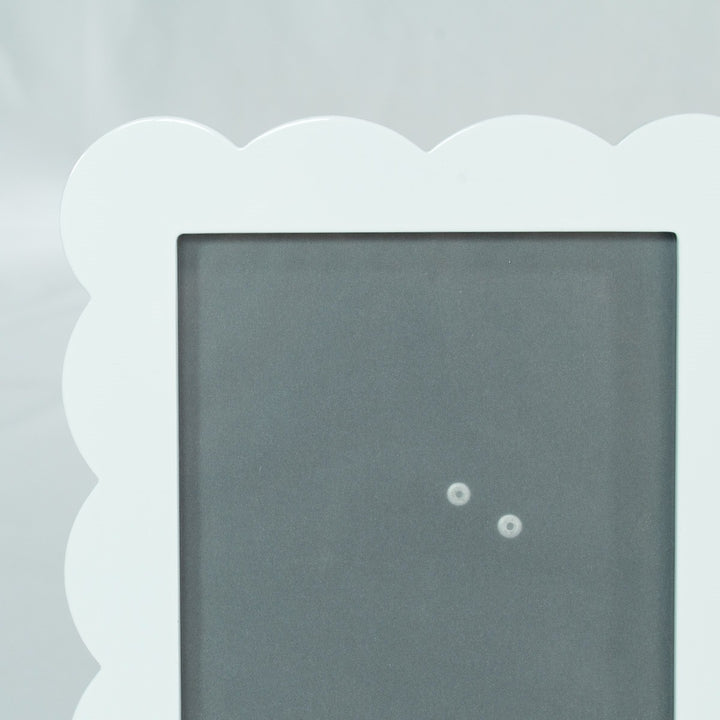 Scallop White Photo Frame- 2 sizes available