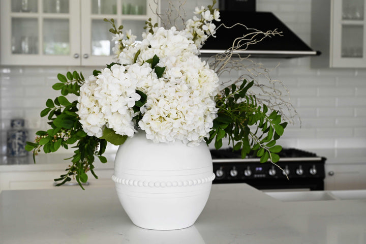 Manor Polyresin Vase