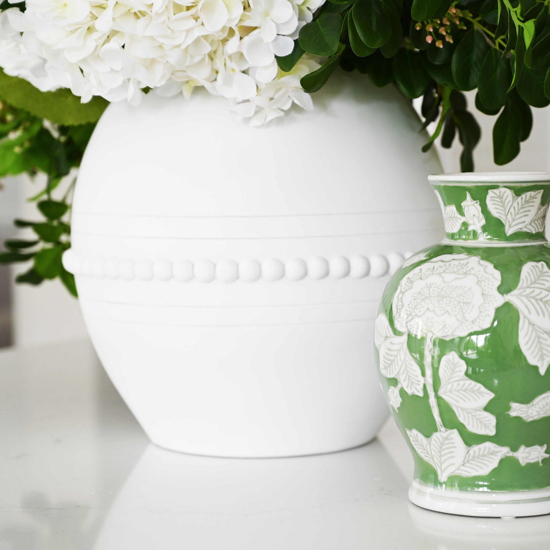 Manor Polyresin Vase