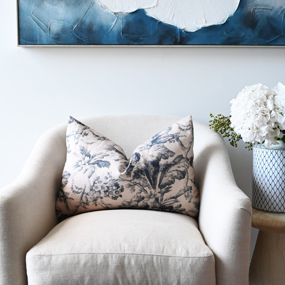 Chateau Lumbar Cushion