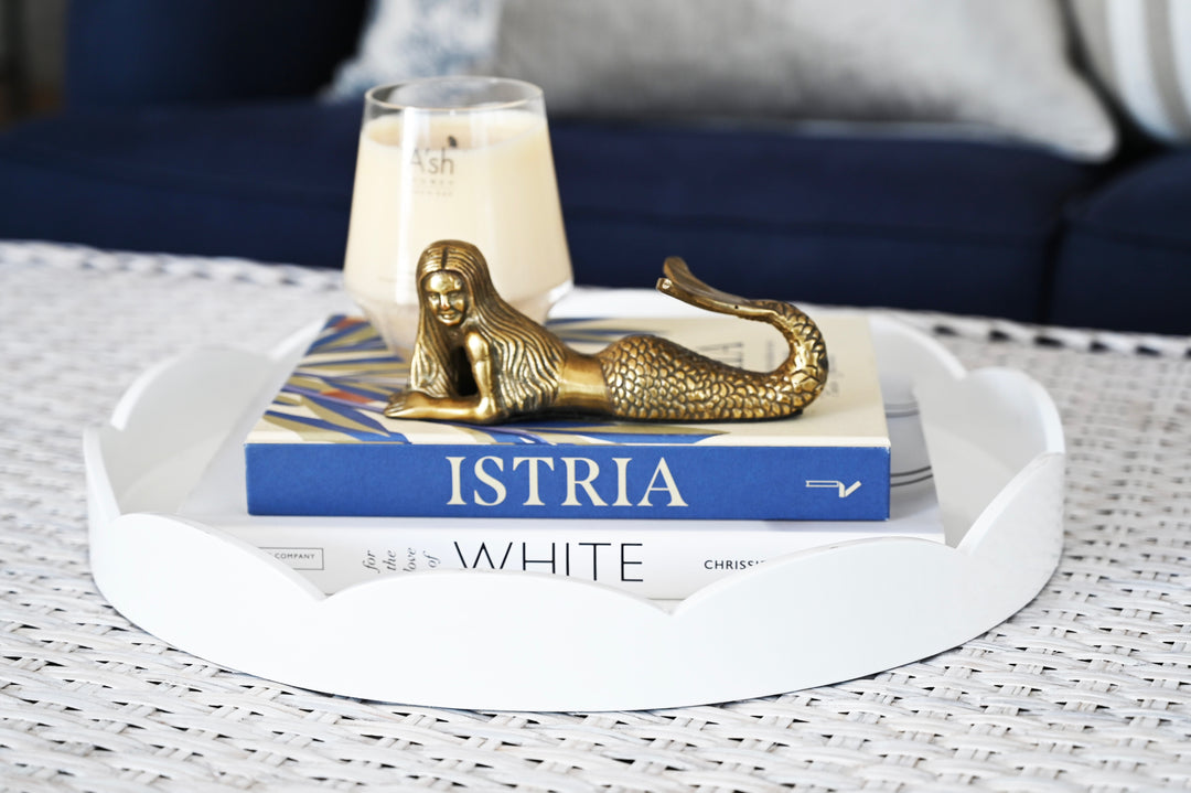 Scallop Round White Lacquer Tray