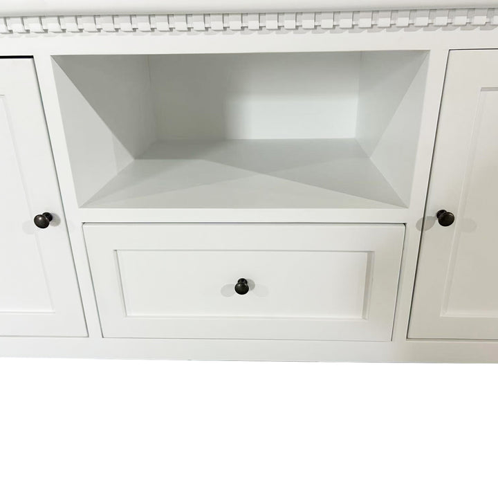 Regency Medium Entertainment Unit