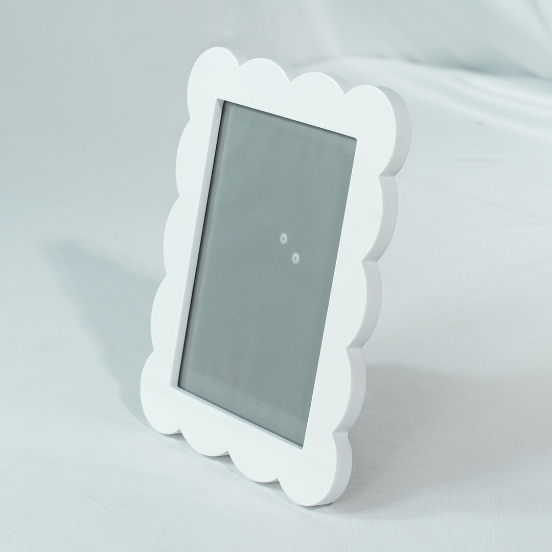 Scallop White Photo Frame- 2 sizes available