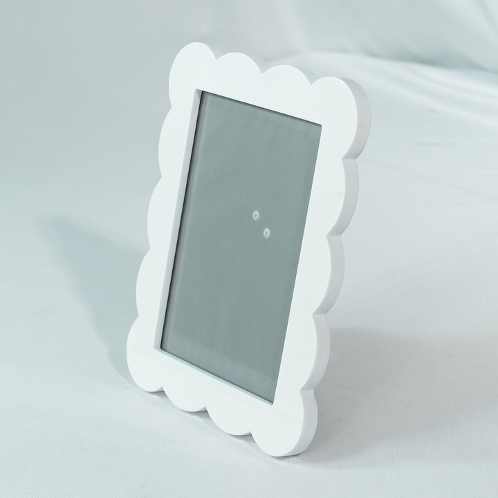 Scallop White Photo Frame- 2 sizes available