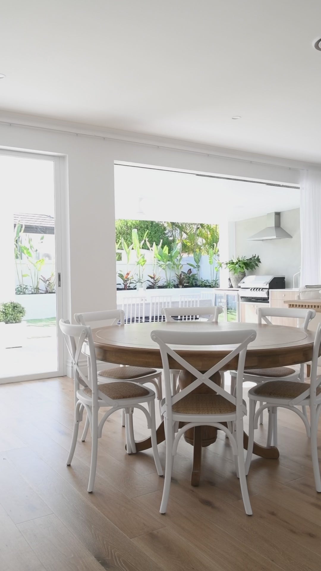 Chloe Round Dining Table