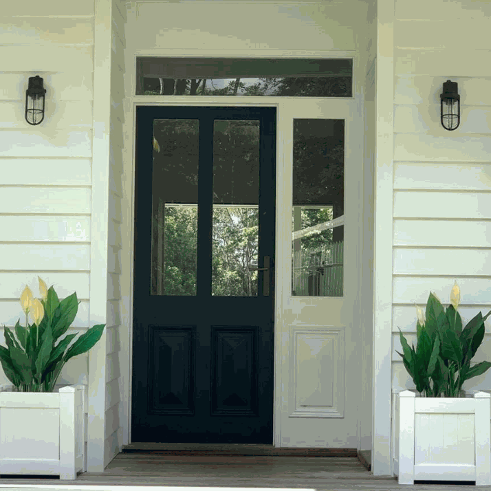Hamptons Outdoor Square Pvc Planter Box - White