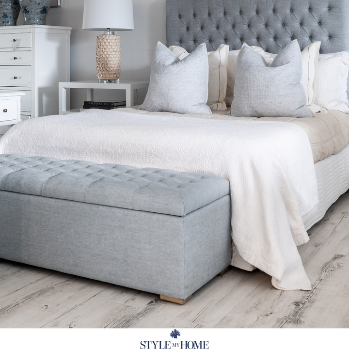 Charlotte Tufted Upholstered Storage Box