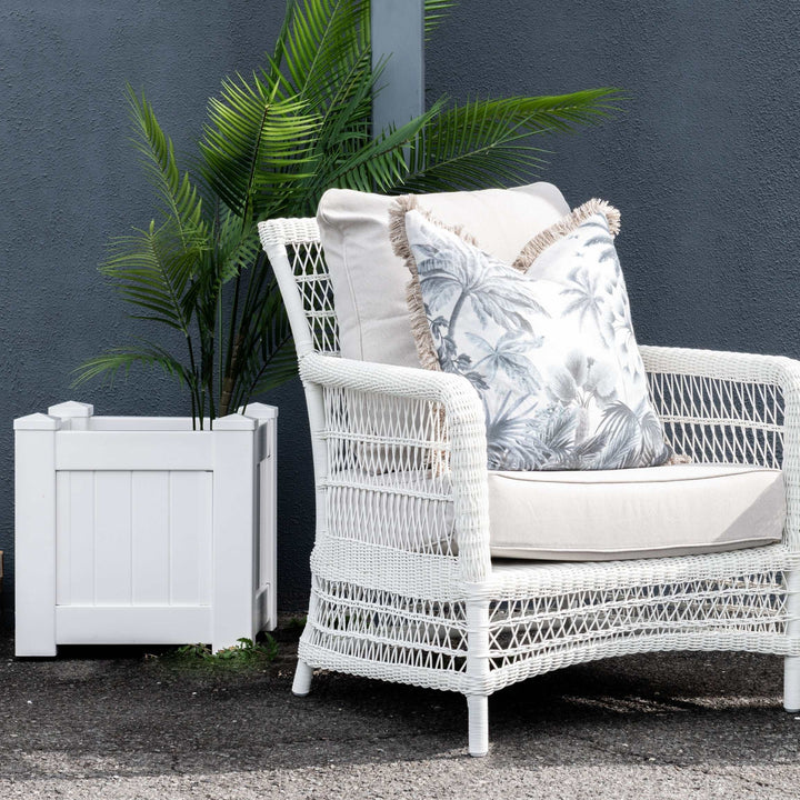 Hamptons Outdoor Square Pvc Planter Box - White