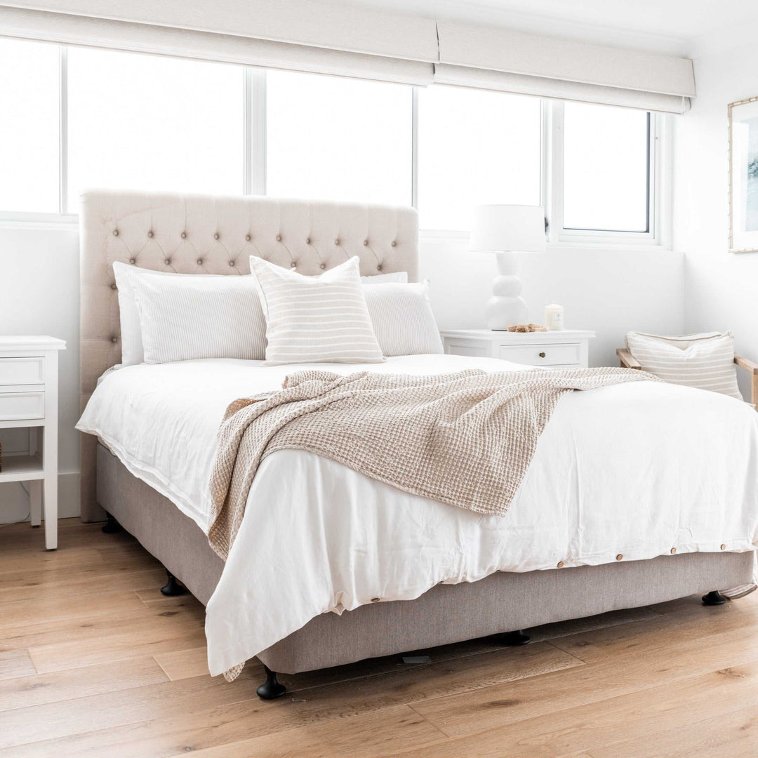 Charlotte Chesterfield Linen Bedhead